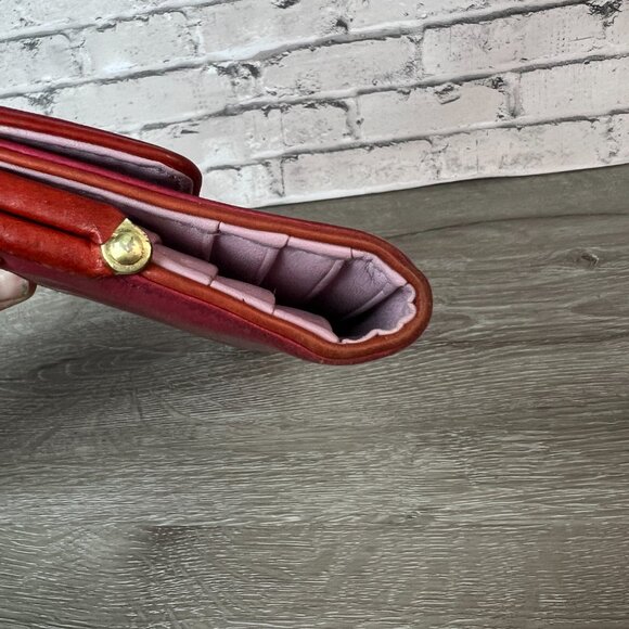 Coach red leather Kisslock  trifold checkbook wallet. - Picture 6 of 9